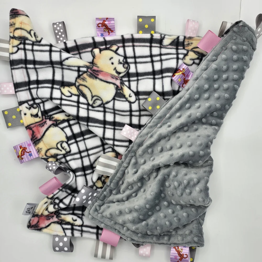 Winnie the Pooh checkered pattern Fleece Taggie Lovey Blanket 20x25